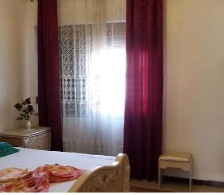 Port Side Rooms ดูร์เรส ภายนอก รูปภาพ