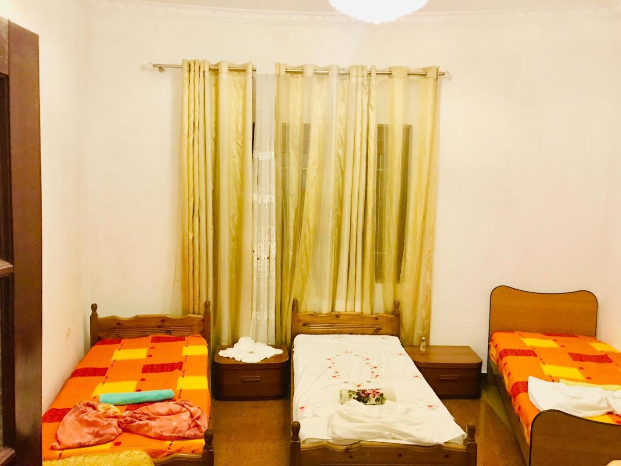 Port Side Rooms ดูร์เรส ภายนอก รูปภาพ